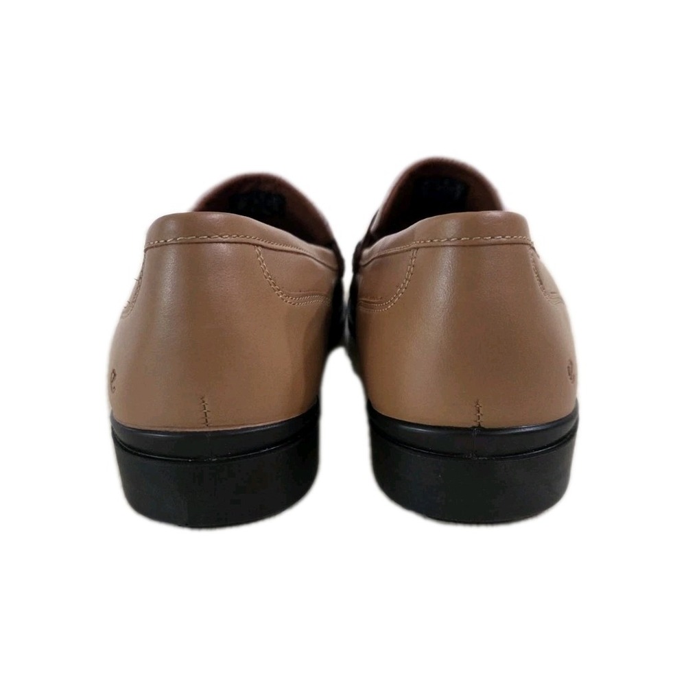 Elegant Leather Burgandy and Cream Loafers - Picture 3 of 10